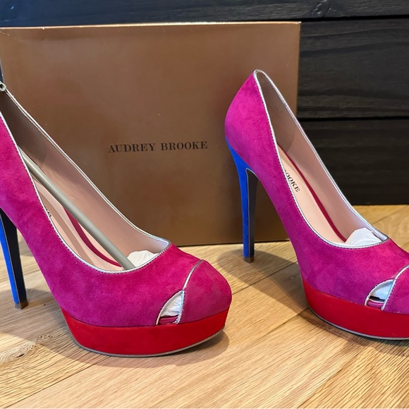 Audrey Brooke beautiful color block pumps. Fuchsia, red, and blue suede. Size 7 - Picture 1 of 6